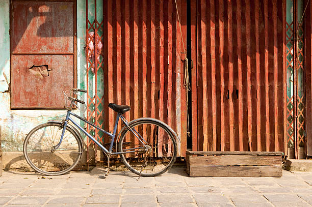 istock doorway hoi an vietnam bicycle 183872423