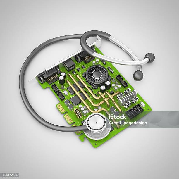 Tarjeta De Ordenador Y Estetoscopio Foto de stock y más banco de imágenes de Asistencia sanitaria y medicina - Asistencia sanitaria y medicina, Control de calidad, Sistema de seguridad