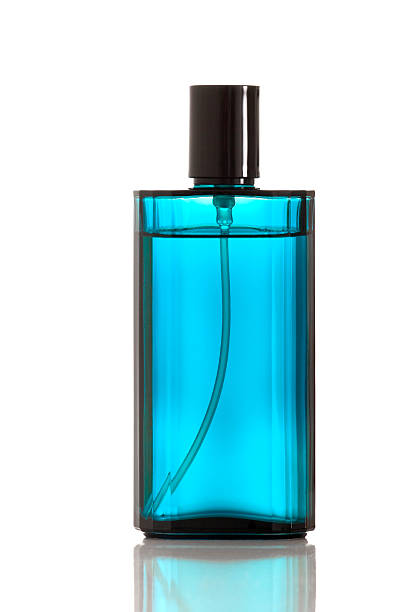 Azul vidro frasco de Perfume - fotografia de stock