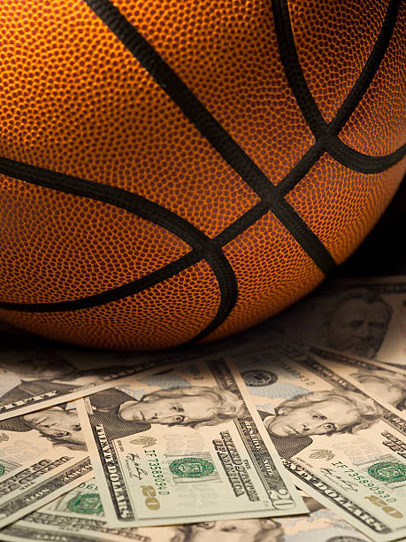 istock Basketball sports gambling 183873270