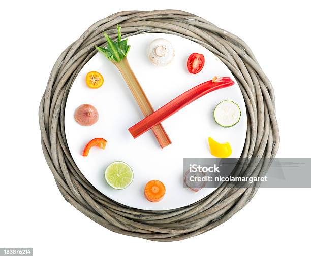 Foto de Foodtime e mais fotos de stock de Relógio - Relógio, Comida, Legume