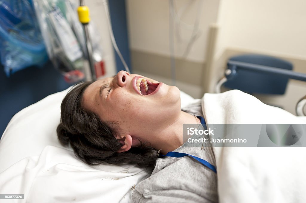 Sala de emergencias (Emergency room) - Foto de stock de Paciente libre de derechos