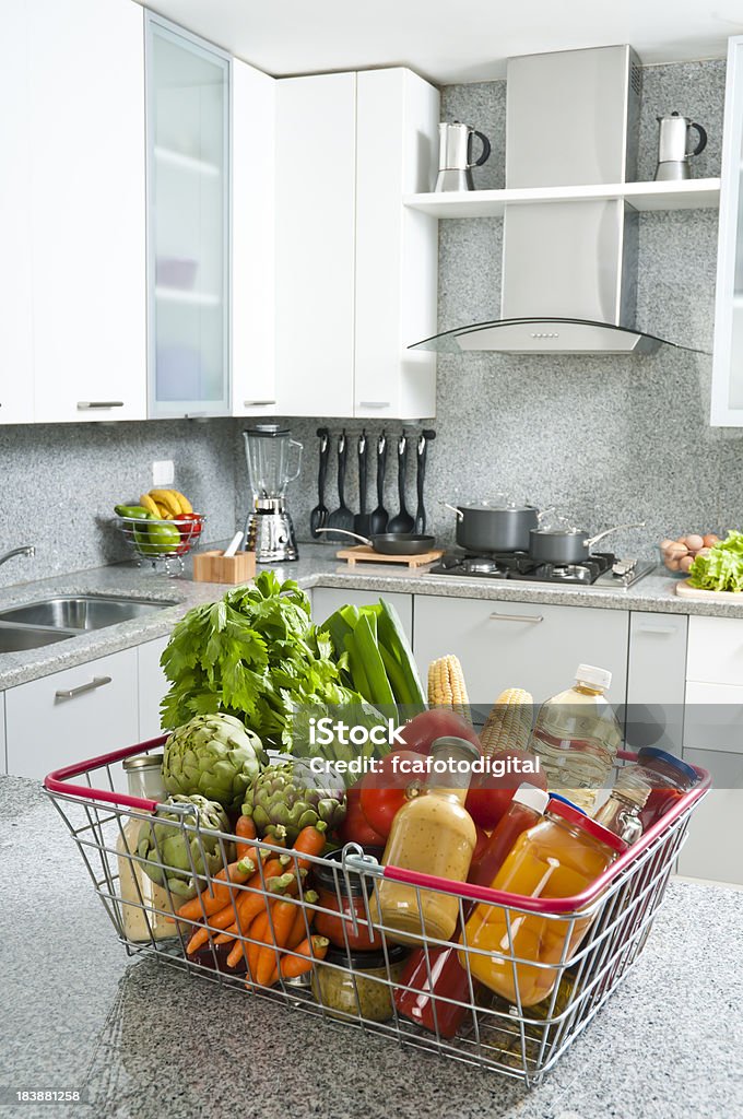 Cesta de Compras - Foto de stock de Cesta de Compras royalty-free