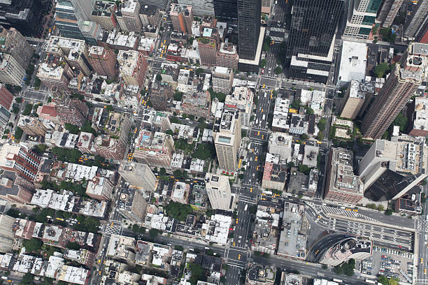 istock Aerial view of a city 183884406
