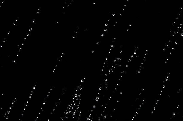 nero doccia a pioggia - shower falling water water falling foto e immagini stock