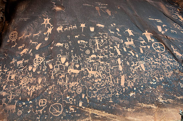 istock Petroglyphs on Newspaper Rock in Utah 183888570