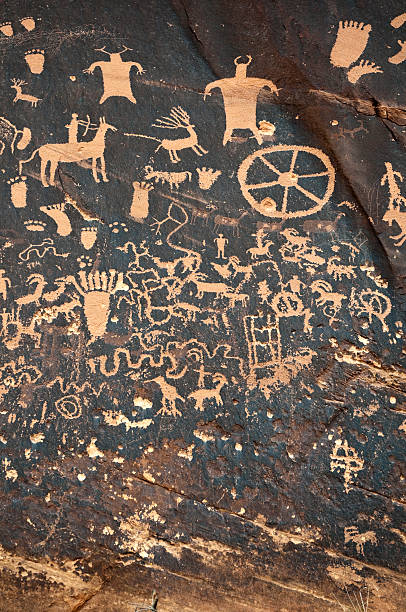 istock Petroglyphs on Newspaper Rock in Utah 183890828
