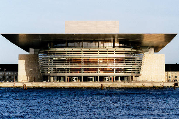 copenhagen opera house - copenhagen opera denmark opera house foto e immagini stock