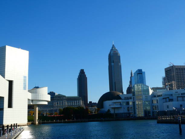 istock Cleveland Ohio towntown skyline 1838984018
