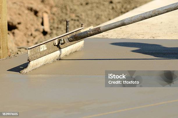 Lavori In Calcestruzzo Cemento - Fotografie stock e altre immagini di Ambientazione esterna - Ambientazione esterna, Calcestruzzo, Cantiere di costruzione