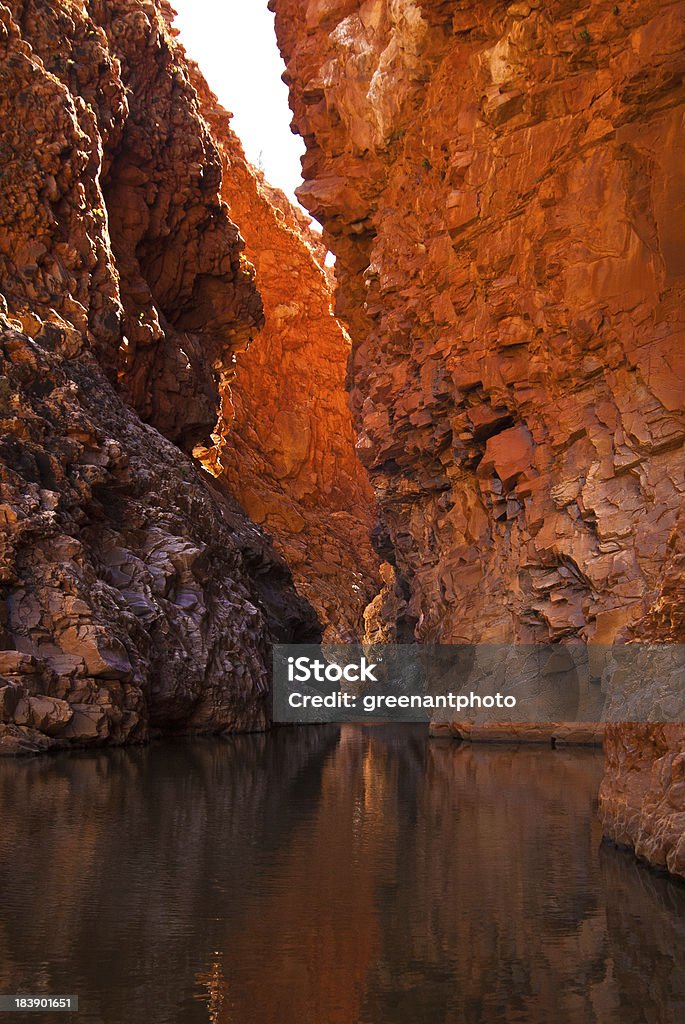 Redbank ущелье Водная яма, West MacDonnell Простирается - Стоковые фото Алис-Спрингс роялти-фри