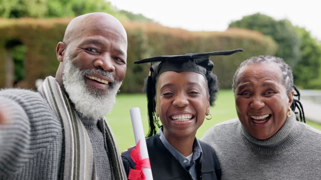 Woman, graduation selfie and happy with parents for memory, goals or celebration at campus. University student, senior mom and father with photography, black family or excited smile on social network