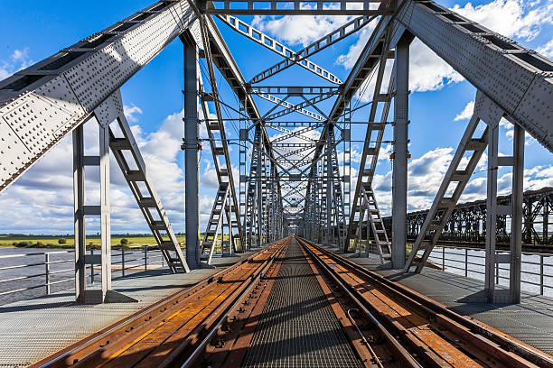 istock Historical railway bridge in Tczew, Poland 183934807