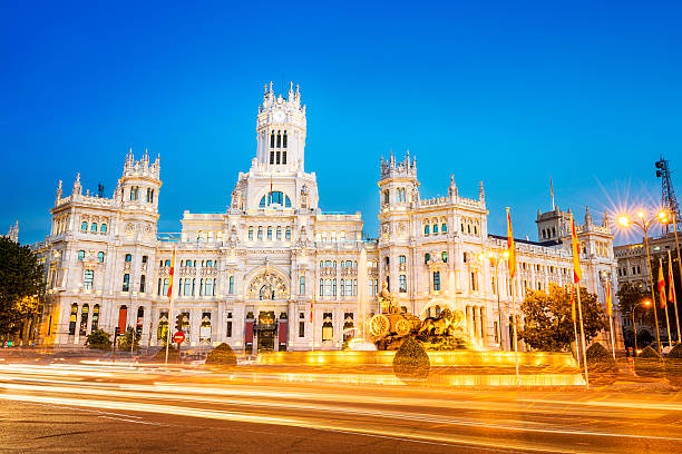istock Plaza de la Cibeles Madrid 183941048