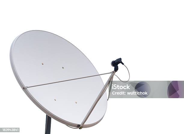 Foto de Antena Parabólica Comunicação Isolado No Fundo Branco e mais fotos de stock de Antena - Equipamento de telecomunicações