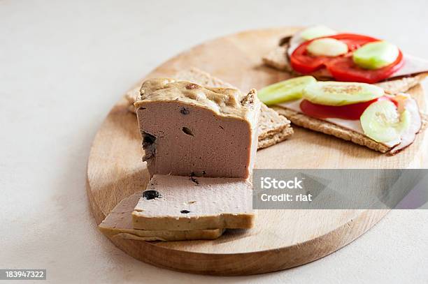 Paté As Sanduíches Em Pão De Crispy - Fotografias de stock e mais imagens de Alimentação Não-saudável - Alimentação Não-saudável, Alimentação Saudável, Baixo