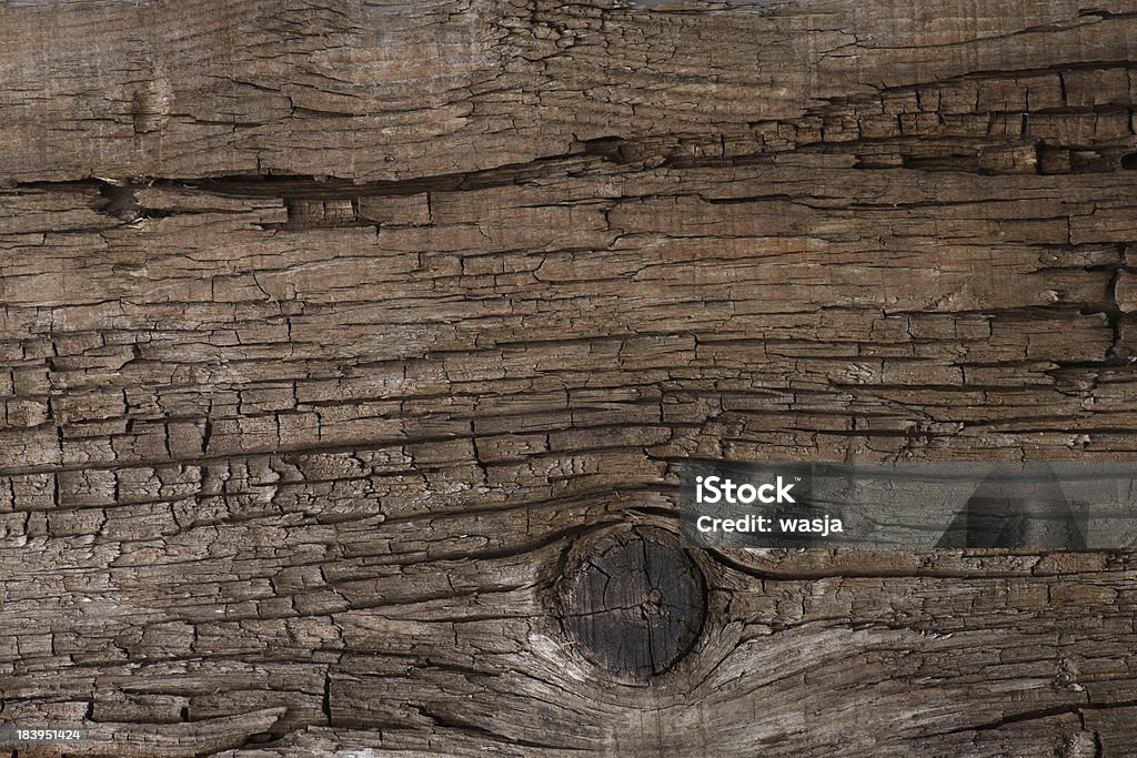 Agrietado superficie de madera viejo - Foto de stock de Agrietado libre de derechos