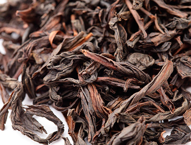 istock Chinese black tea isolated on white background 183961011
