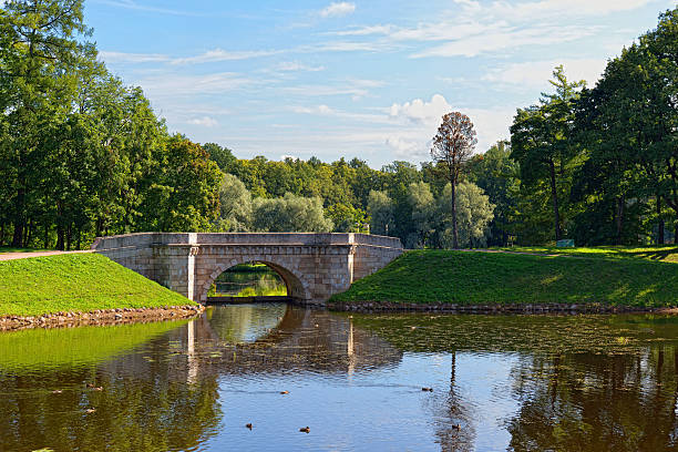 istock Summer landscape with lake and bridge in Gatchina park, 183966327