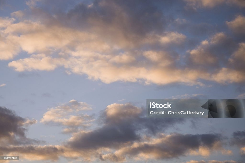 Colorato Skyscape - Foto stock royalty-free di Ambientazione tranquilla