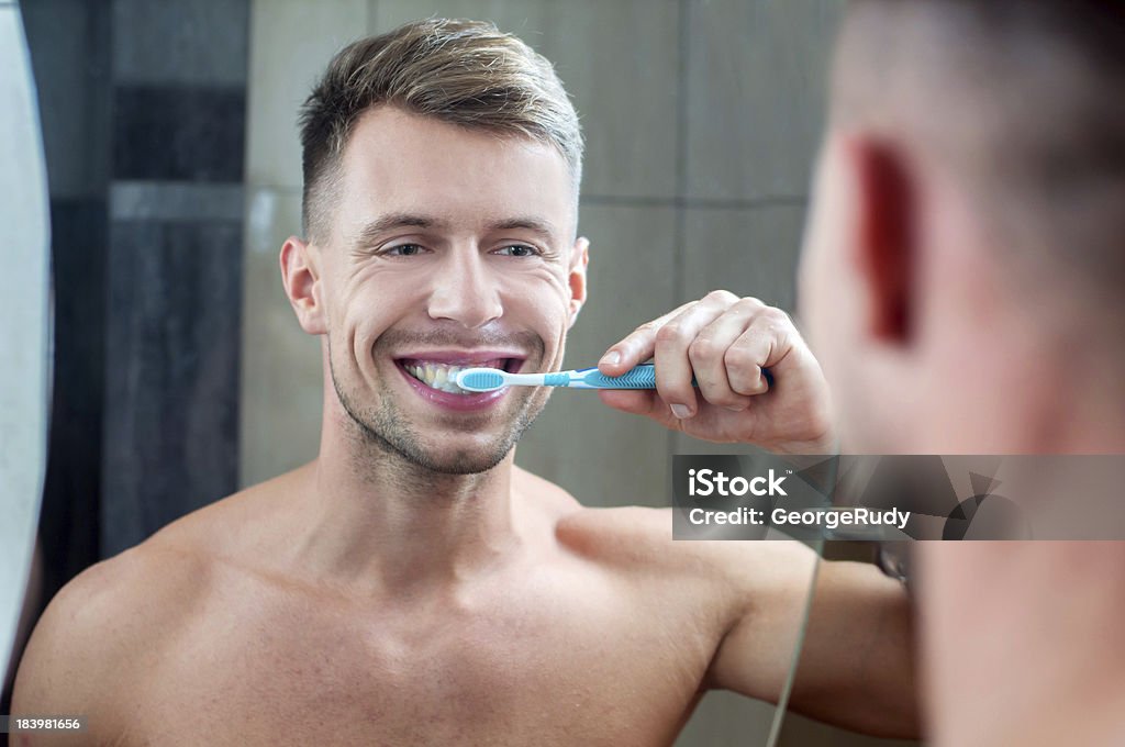 Escova de dentes - Foto de stock de Adulto royalty-free