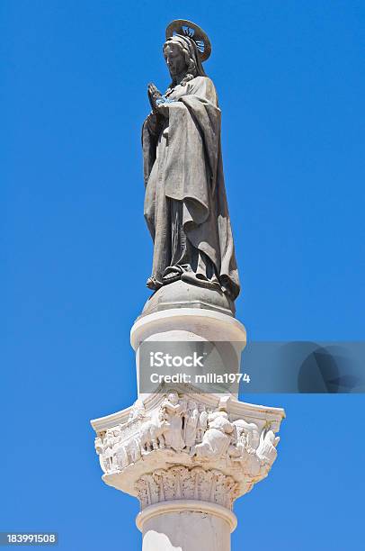 Kolumna Virgin Brindisi Apulia Włochy - zdjęcia stockowe i więcej obrazów Apulia - Apulia, Architektura, Bazylika