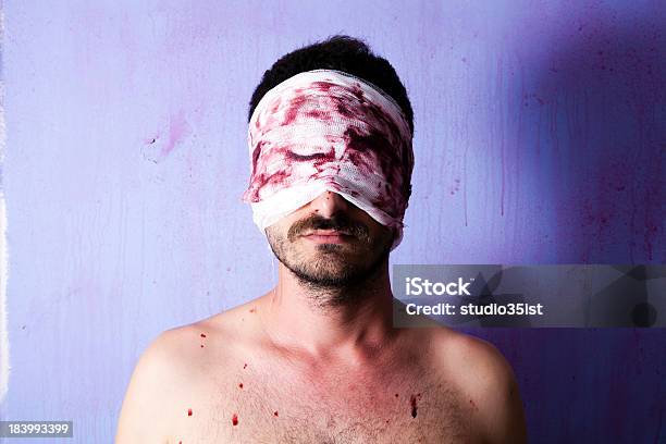 Blindfolded - Fotografias de stock e mais imagens de Venda - Venda, Homens, Refém