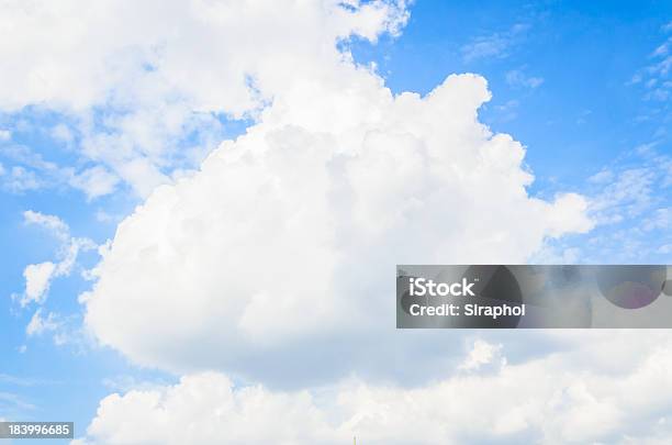 Foto de Nuvem Cloud e mais fotos de stock de Azul - Azul, Clima, Céu - Vida Após a Morte