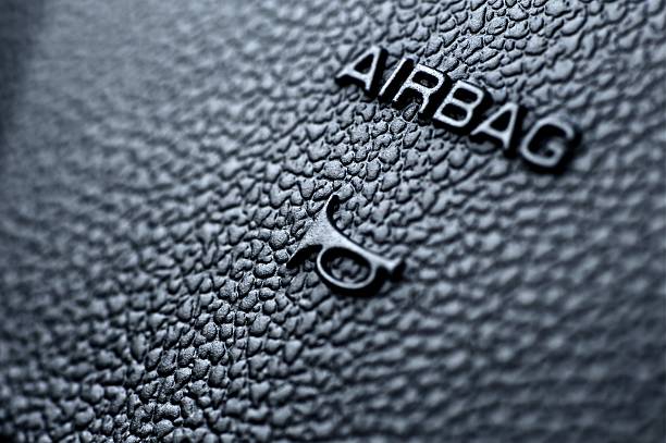 airbag y honk - airbag fotos fotografías e imágenes de stock