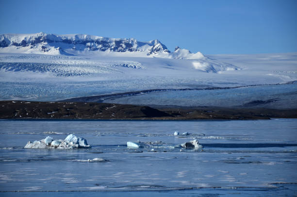 istock Icelandic lagoon with glacier. 1840058946