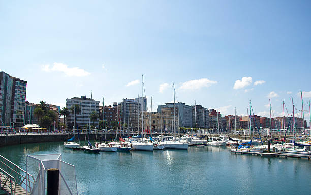 istock Port of Gijon 184010446