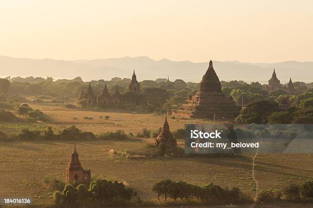 Photo libre de droit de Bagan Pagode Myanmar banque d'images et plus d'images libres de droit de Antique - Antique, Architecture, Arranger