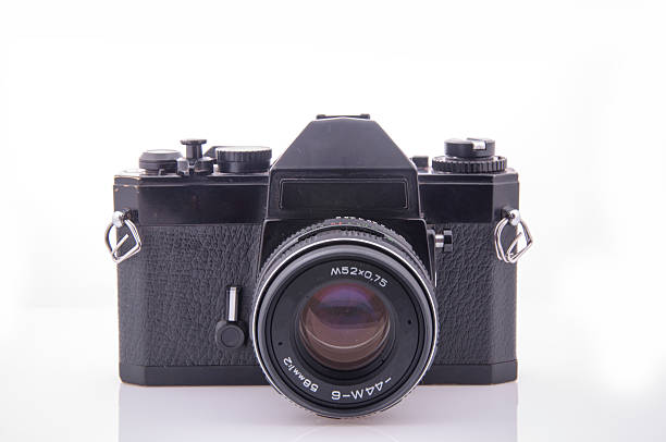 istock Old 35 mm film camera 184032756