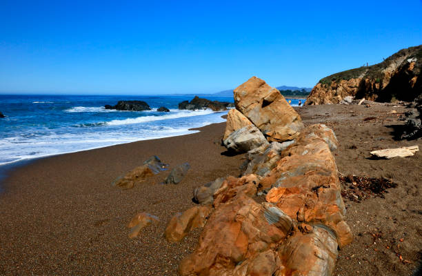 istock Weathered Rocks on the Shoreline along the Central California Coast 1840431682