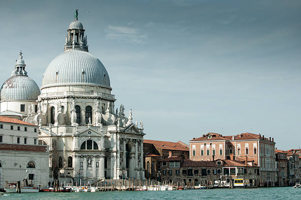 istock Santa Maria della Salute - Venice 184045633