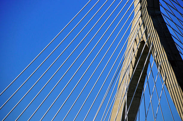 ボストン：ザキム・バンカーヒル記念橋 - leonard p zakim bunker hill memorial bridge ストックフォトと画像