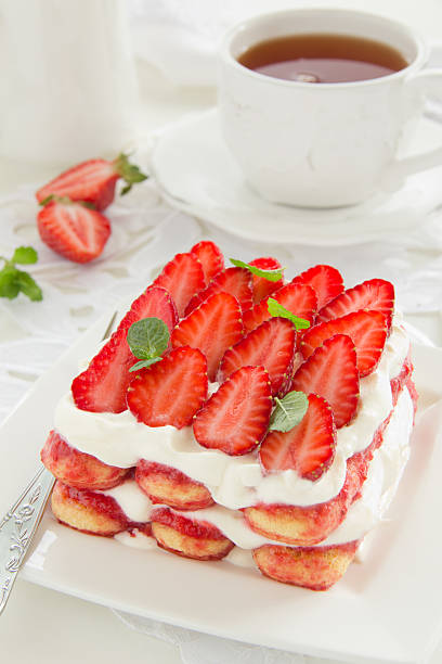 istock Strawberry tiramisu with mascarpone. 184058451