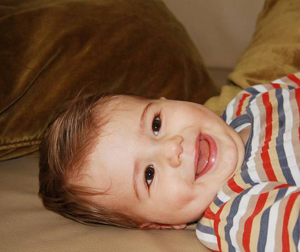 baby мальчик smile - kleiner junge стоковые фото и изображения