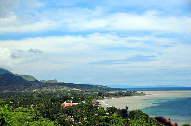 istock Manatuto, East Timor: the Banda Sea coast 184073047