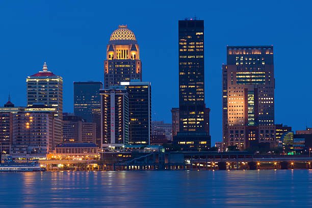 istock Louisville, Kentucky, USA 184084956