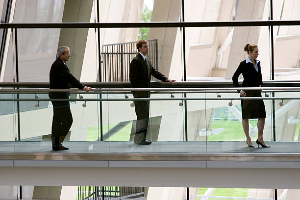 istock Business Associates 184085148