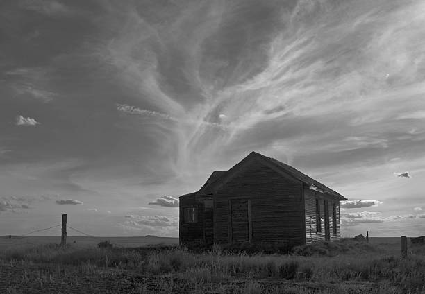 istock Family Farmhouse 184086812