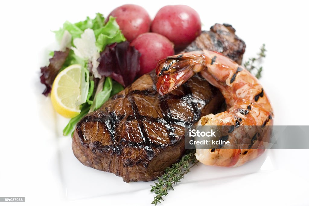 Saftiges Steak-Abendessen - Lizenzfrei Shrimp - Meeresfrucht Stock-Foto