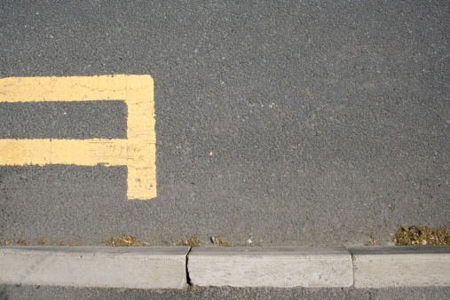 Double yellow lines and end point
