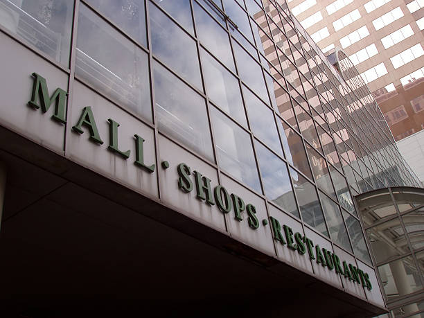 istock Urban Mall  - Shopping Sign 184089882