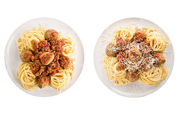 istock Spaghetti And Meat Balls With  Without Grated Cheese 184090741