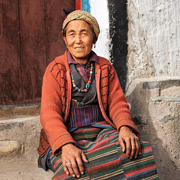 istock Tibetan woman 184092038