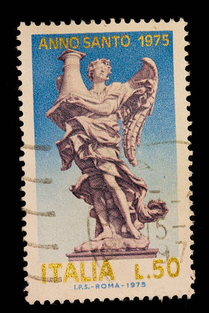 istock Postage stamp from Italy - 1975 184092159