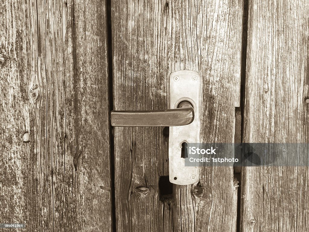 Старая Деревянная дверь деталь - Стоковые фото Абстрактный роялти-фри