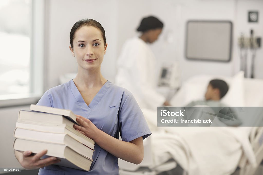 Jovem Estudante de Medicina no hospital - Royalty-free Aprender Foto de stock